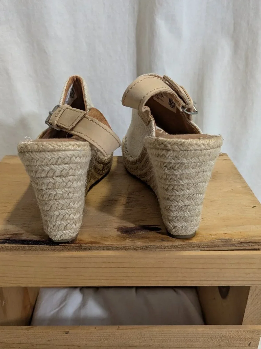 TOMS Monica Espadrille Wedge Sandal Beige Size 6.5
